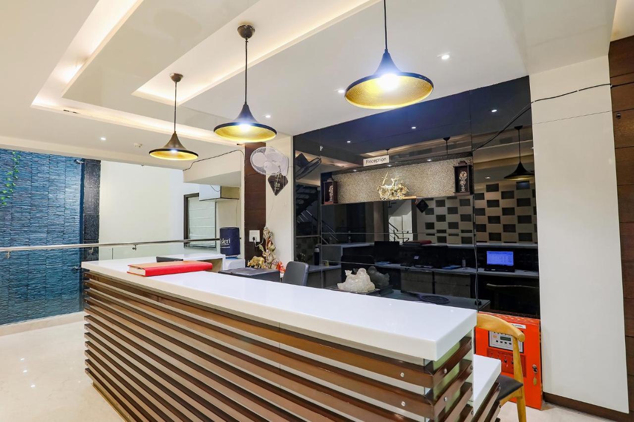 Fabhotel Grand Stay Yeni Delhi Dış mekan fotoğraf
